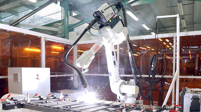 Applying robotic welding and inspection system on the fabrication of metal railing for Highways Department