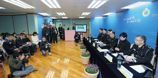 公共關係小組舉辦記者招待會及簡報會,讓市民了解覊管和更生安排。 公共關係小組舉辦記者招待會及簡報會,讓市民了解覊管和更生安排。