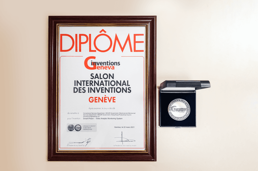The new generation Video Analytic Monitoring System is awarded a Silver Medal at the International Exhibition of Inventions of Geneva 2021.