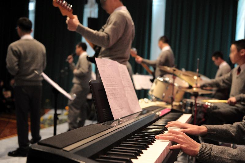 A band formed by persons in custody at Pik Uk Correctional Institution sang to convey gratitude to their families and the staff of CSD and to express hope for a better future.