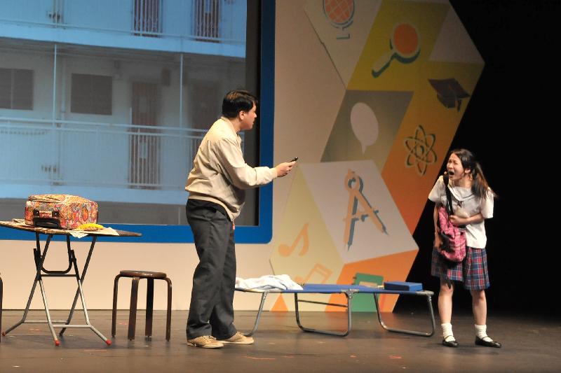 Using the format of a "Forum Theatre", the forum enables the students to understand the ill effects of taking drugs and the price paid for committing crime .