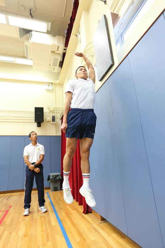 The physical fitness test also includes vertical jumps.