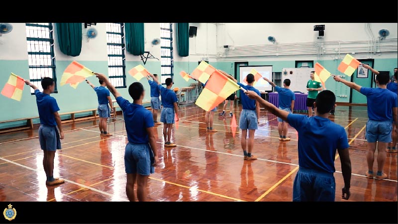 惩教署今日（八月十五日）推出短片「判定思判」。图示香港足球总会为壁屋惩教所青少年在囚人士举办足球裁判先修课程。