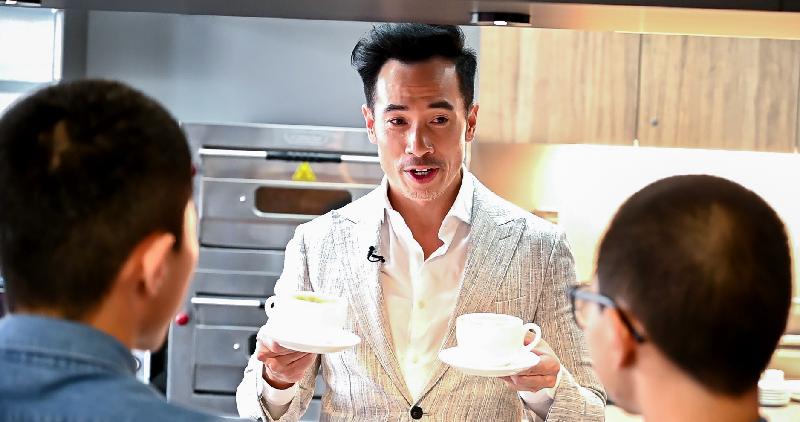 The Correctional Services Department today (June 16) released a video, "A Coffee Story". Photo shows artiste Moses Chan talking about his experience of making coffee with young persons in custody.