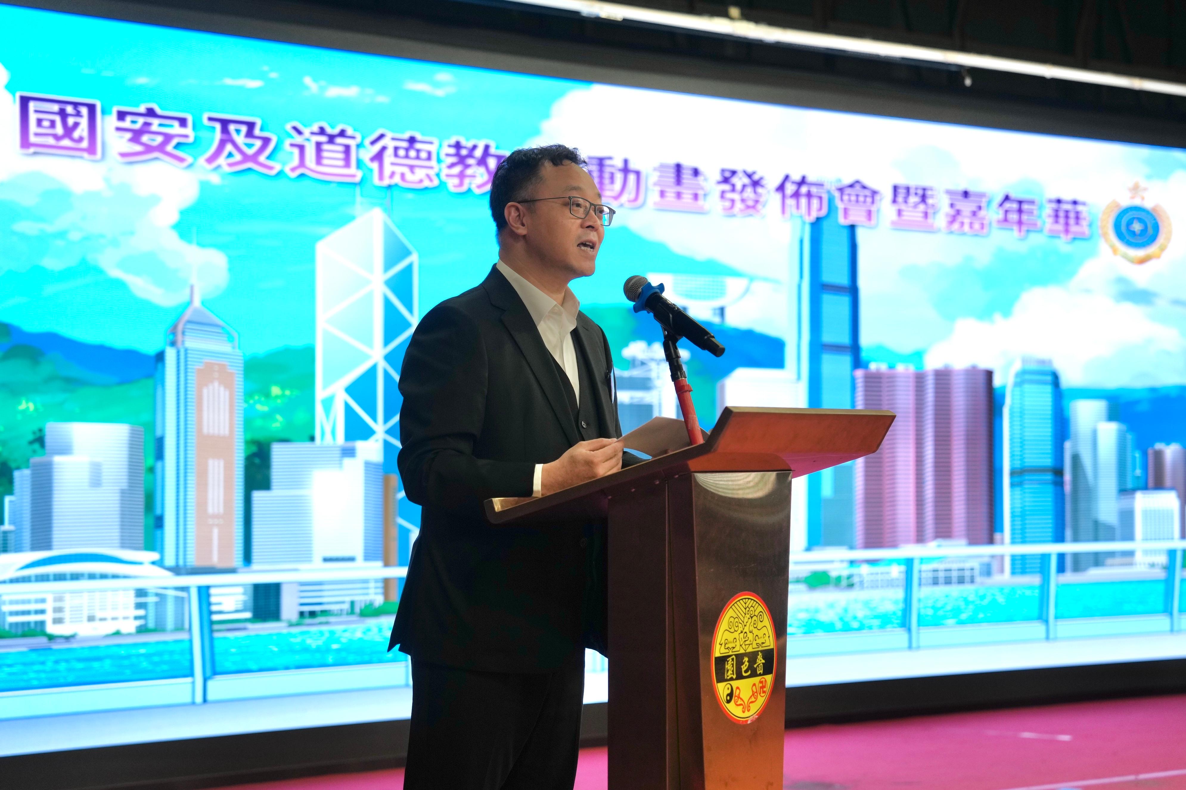 惩教署今日（四月五日）在黄大仙祠举办动画发布会暨嘉年华，向市民推广国家安全及道德教育。图示惩教署署长黄国兴在发布会致辞。 