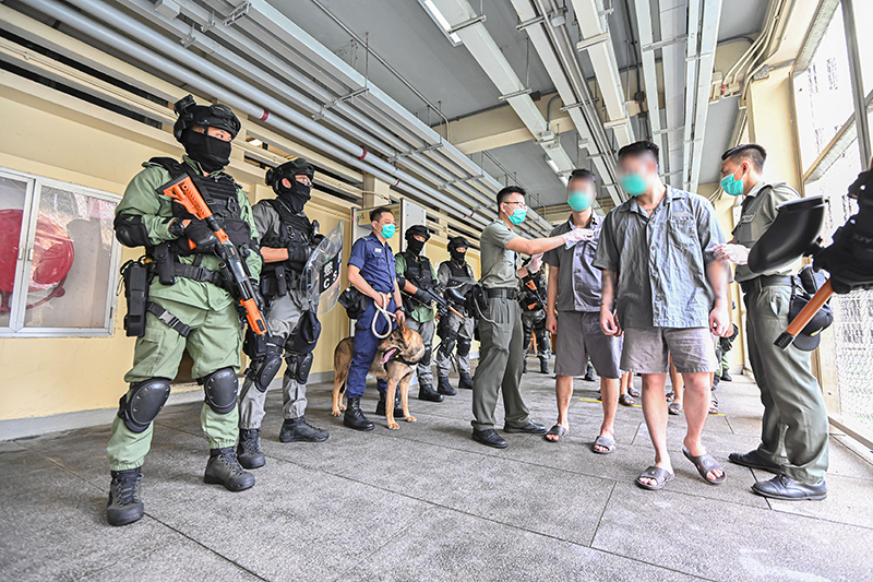 The Correctional Services Department launches an operation to combat illicit activities at Lai Chi Kok Reception Centre.
