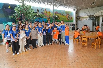 Exploring local community facilities