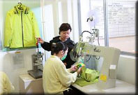 熱壓防水帶於成衣縫位上